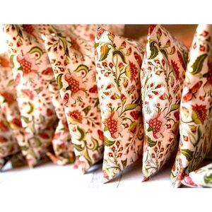 12 Vintage Floral Mailers 10X13”, BUY NOW PRICE